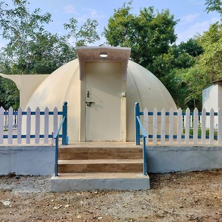 Kstdc Hotel Mayura Pavithra Yediyur Kunigal Zewnętrze zdjęcie