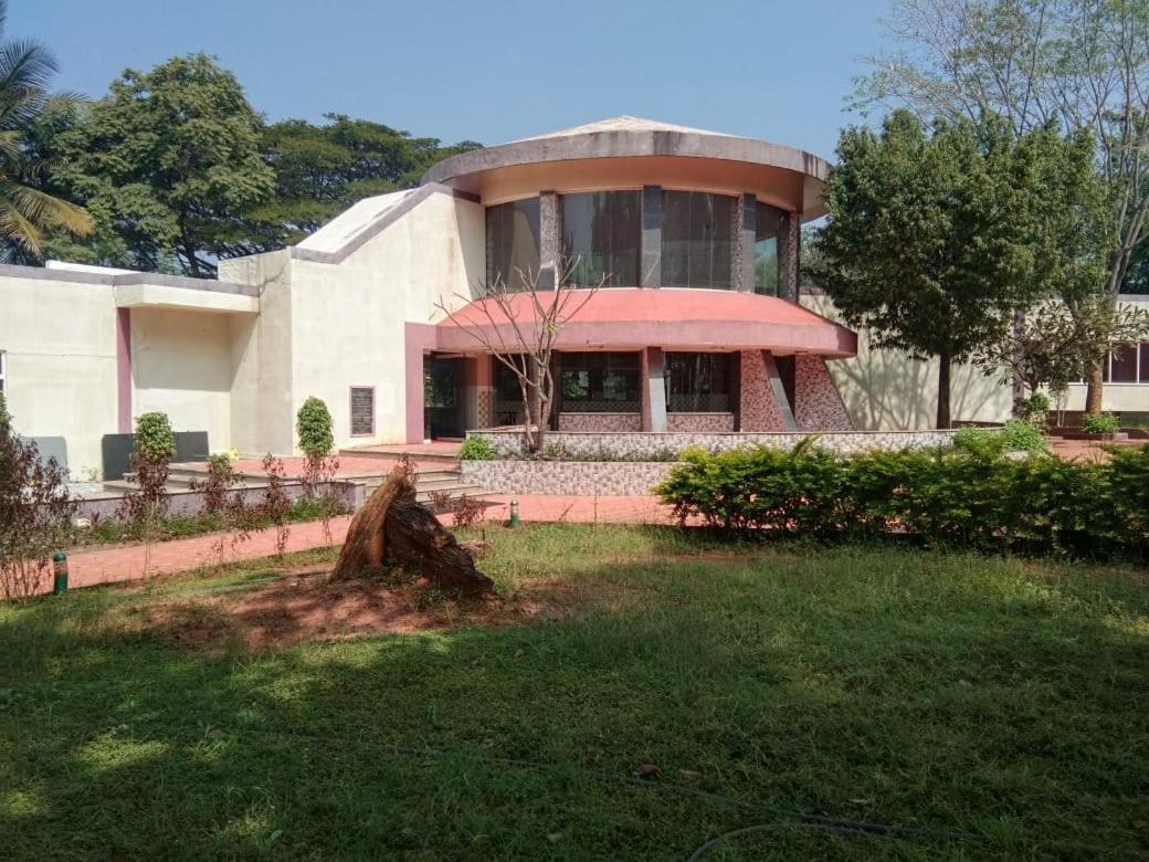 Kstdc Hotel Mayura Pavithra Yediyur Kunigal Zewnętrze zdjęcie