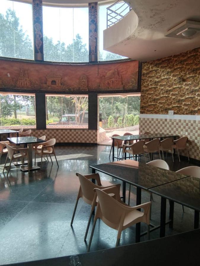 Kstdc Hotel Mayura Pavithra Yediyur Kunigal Zewnętrze zdjęcie